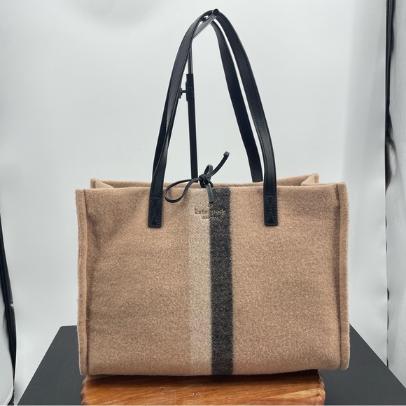 Kate Spade Washington Square Mega Sam Tote beige tan black wool - Picture 2 of 16